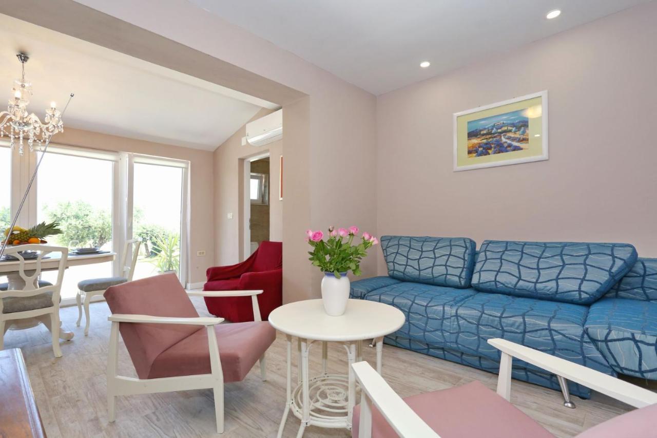 Hacienda Mia With Yacuzzi And Free Parking Zadar Zewnętrze zdjęcie