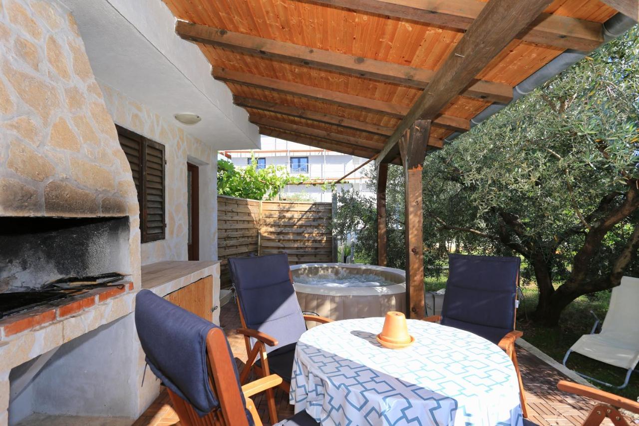 Hacienda Mia With Yacuzzi And Free Parking Zadar Zewnętrze zdjęcie