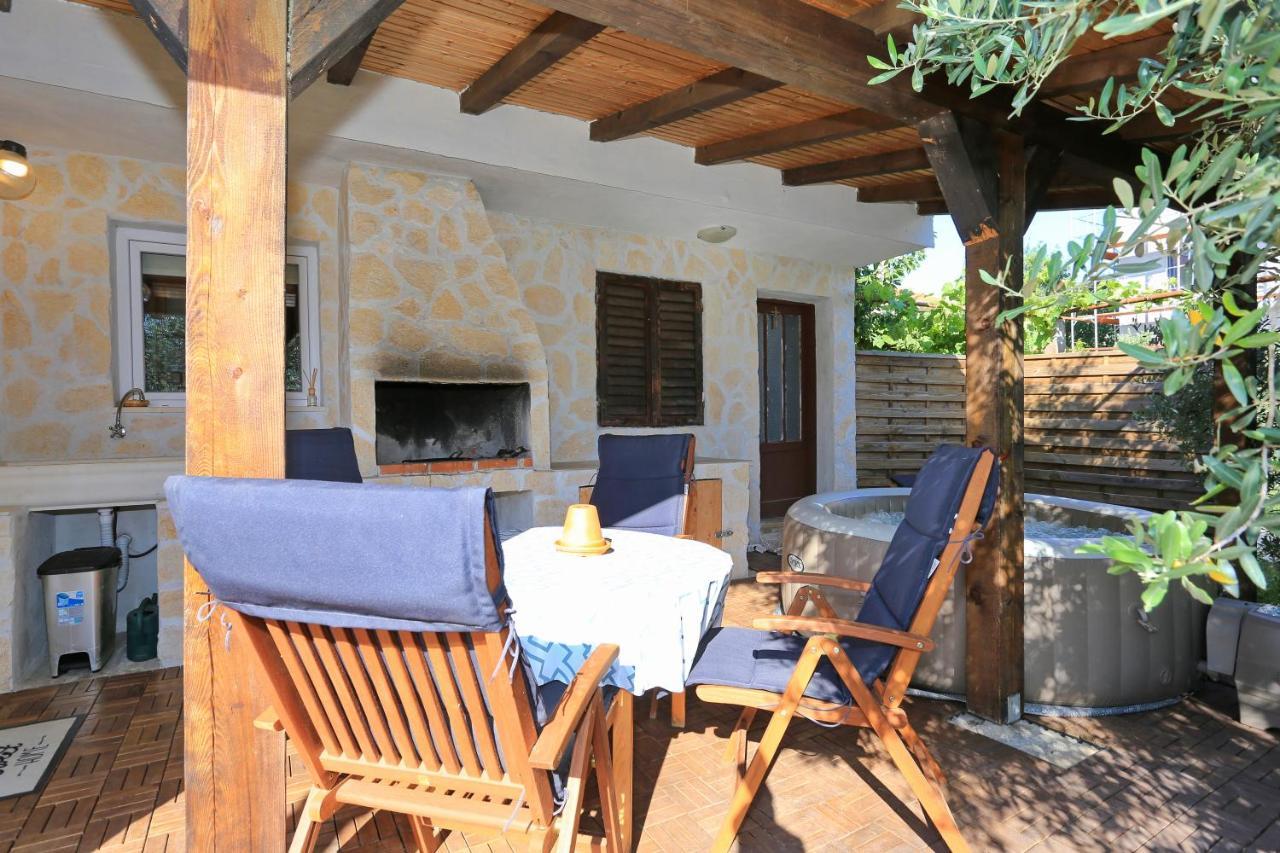 Hacienda Mia With Yacuzzi And Free Parking Zadar Zewnętrze zdjęcie